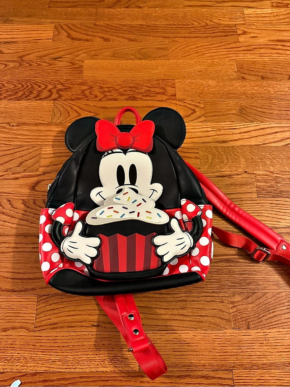 Disney Minnie Mouse cupcake backpack in Black & Red